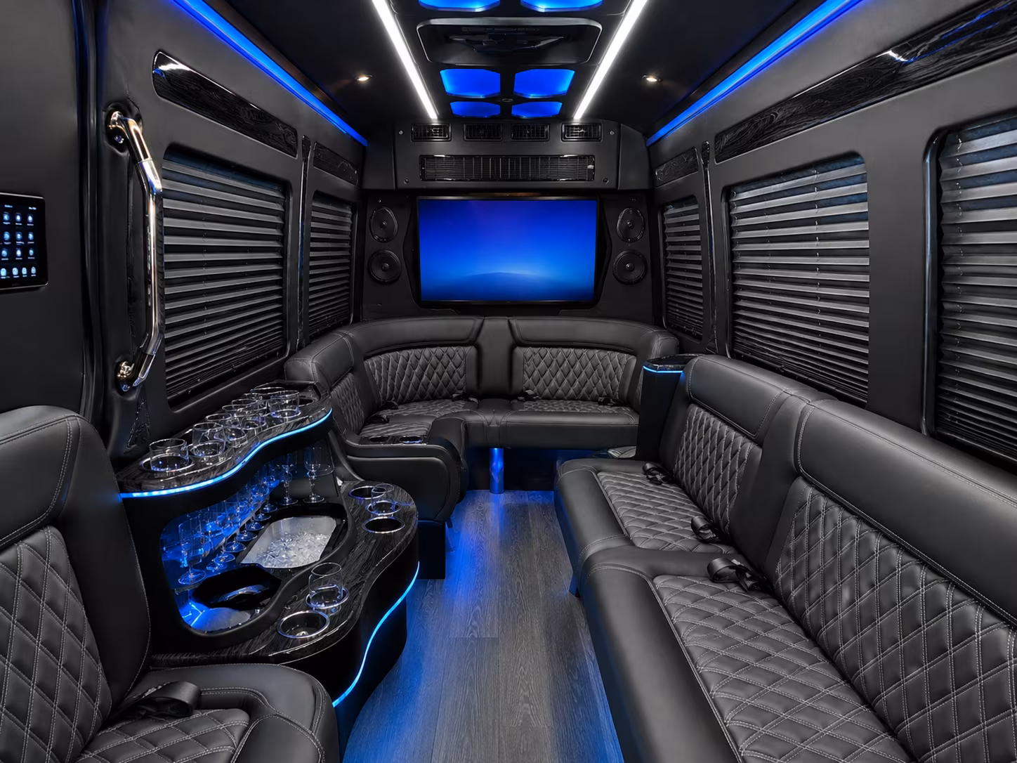 bus rentals for corporate retreats and team off sites near utica