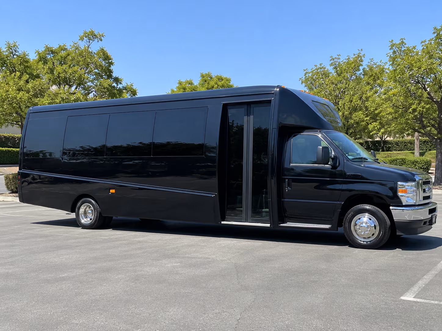 charter buses for museum and cultural field trips in utica