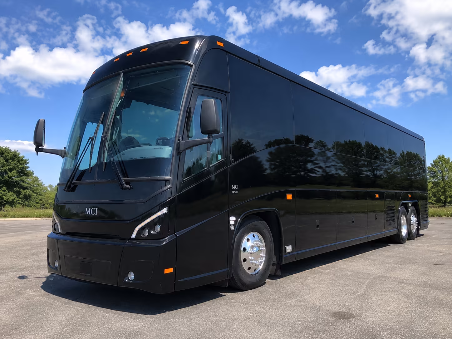 charter buses to utica comets games at the adirondack bank center