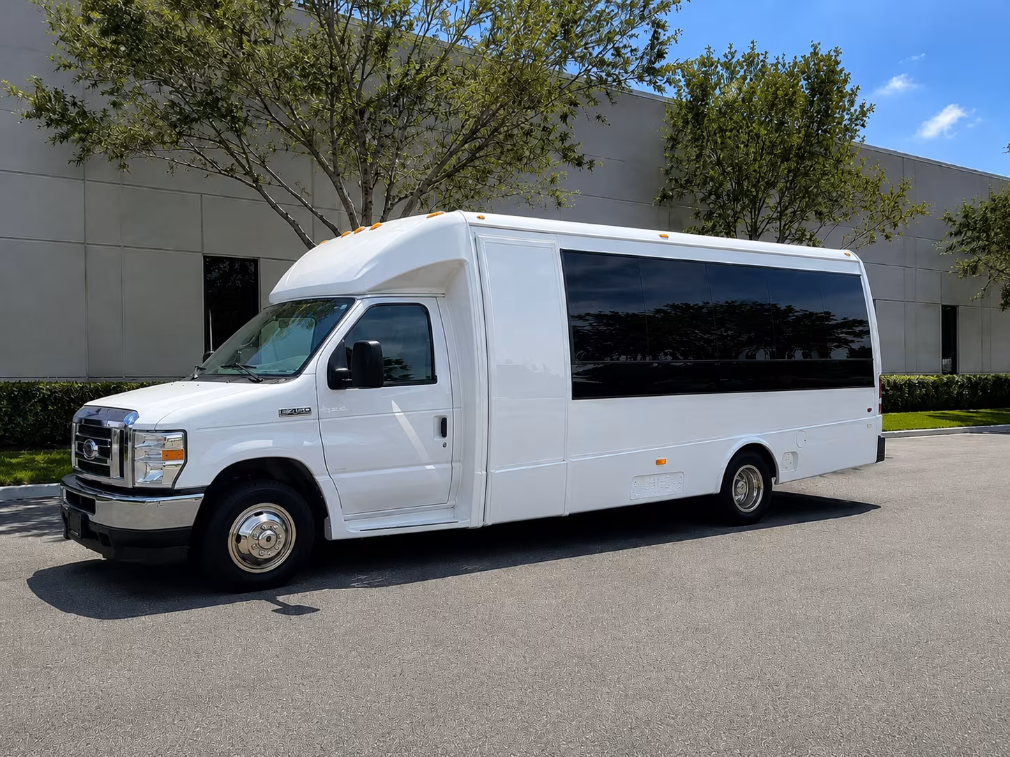 concert festival buses to spac darien lake and upstate amphitheaters
