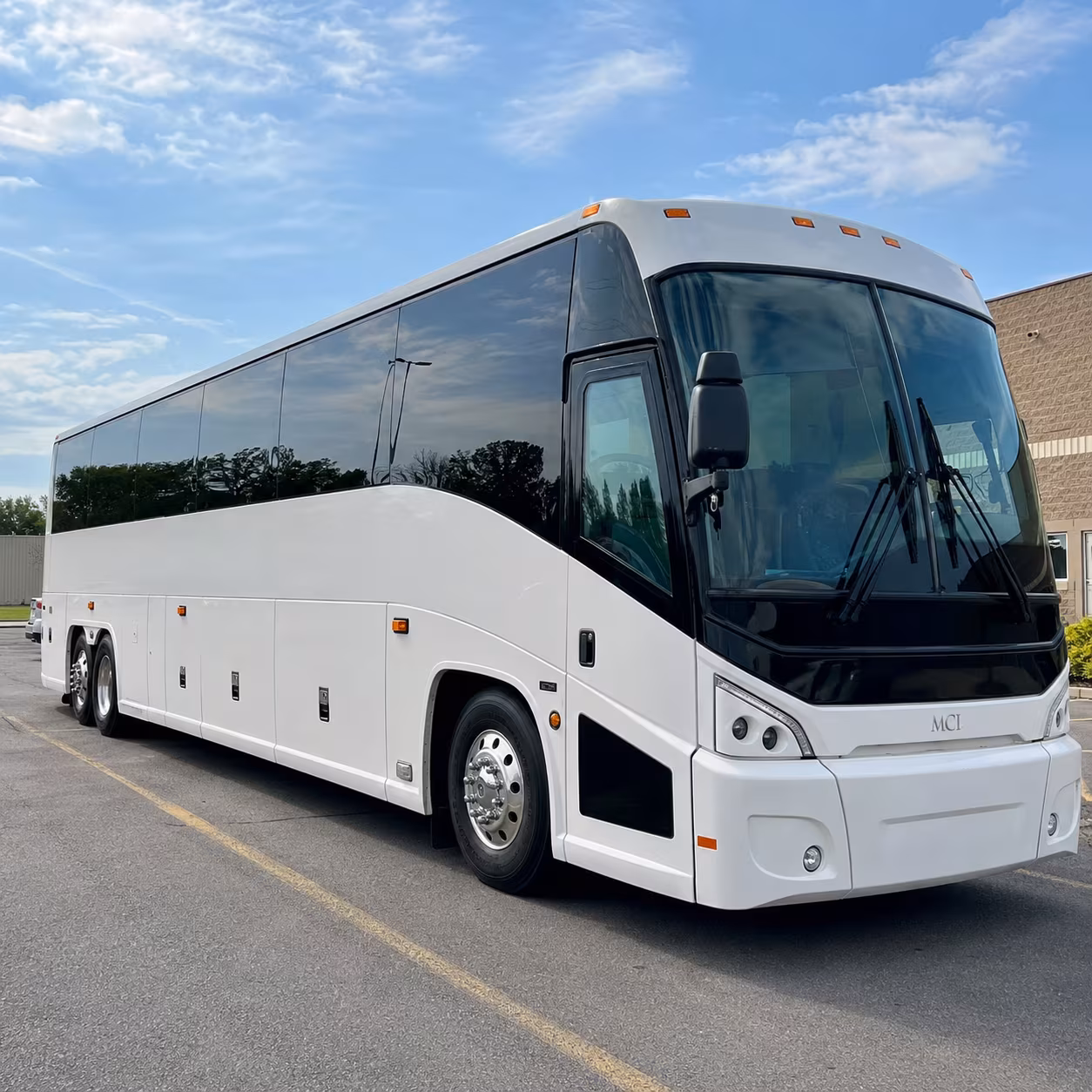 long distance airport bus rentals from utica to jfk lga ewr