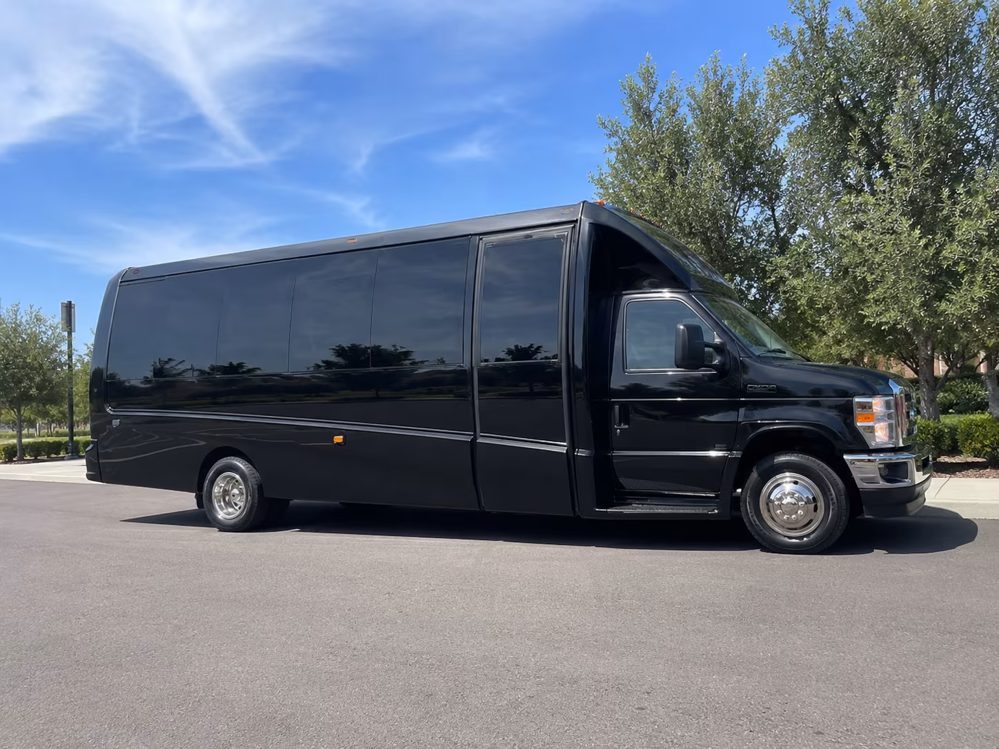 utica wedding transportation